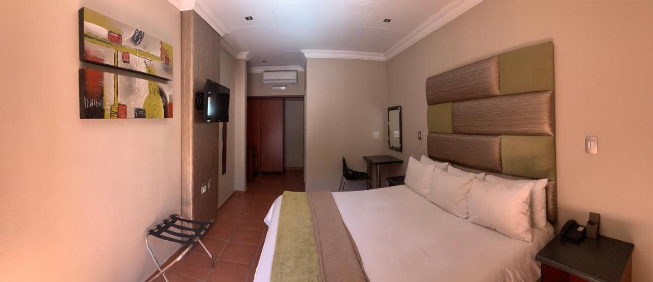 Polokwane Lodge Kültér fotó